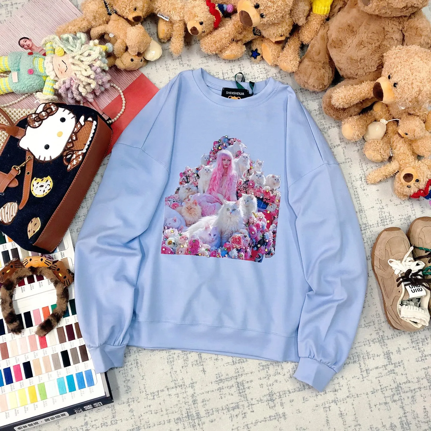 Autumn New Fashion Loose Character Cat Nail Diamond Printing Age Reduction Versatile Long Sleeve Sweatshirt Women
