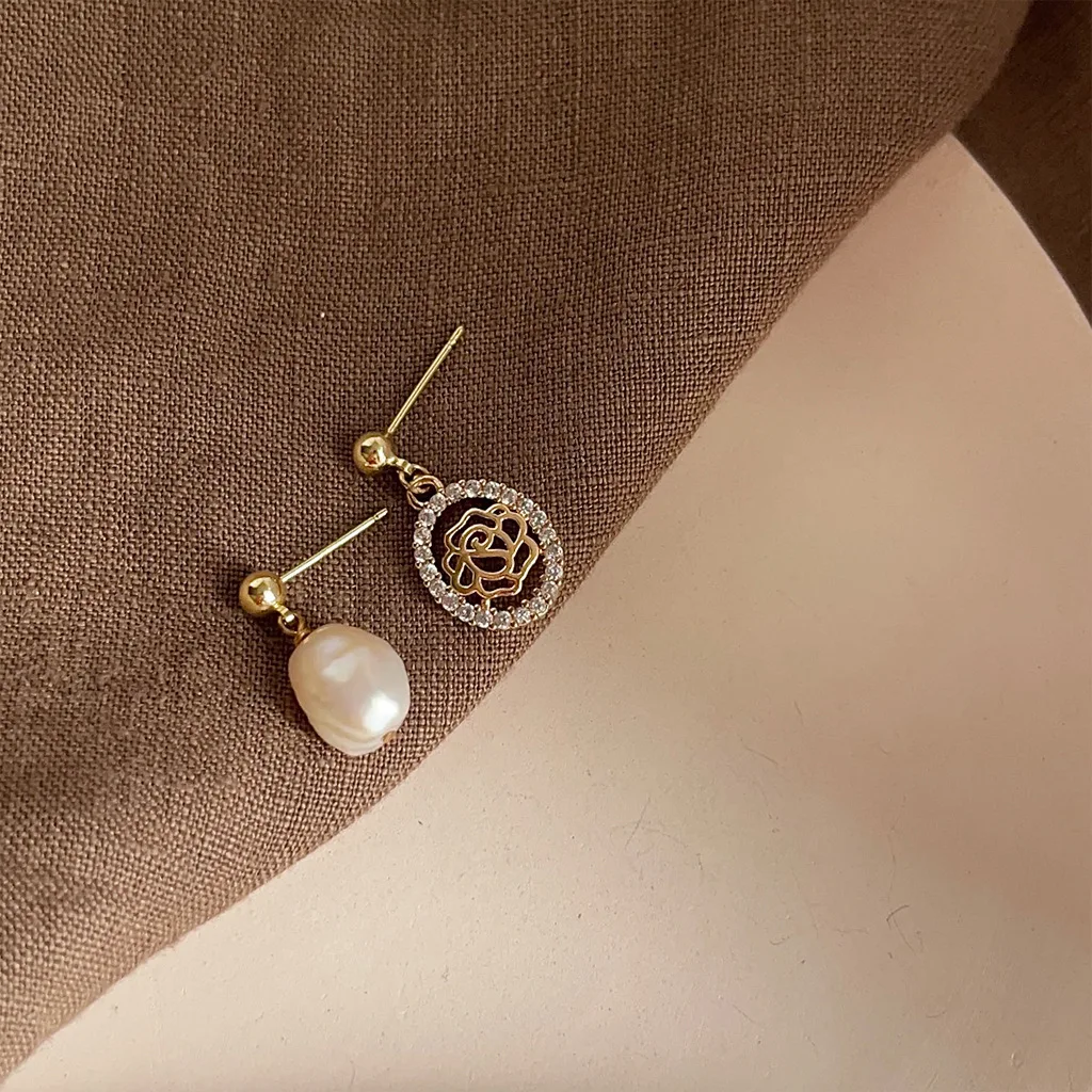 DIY accessories Baroque natural pearl stud earrings women's French retro rose earrings gentle and elegant temperament zircon ear
