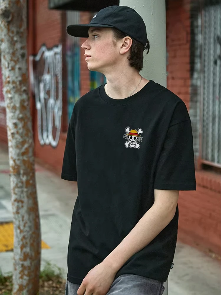 

ONE PIECE Animation Derivatives Luffy StrawHatCrew Printed Short Sleeve T-shirt Men's Women's Fashion Loose Cotton Casual Top
