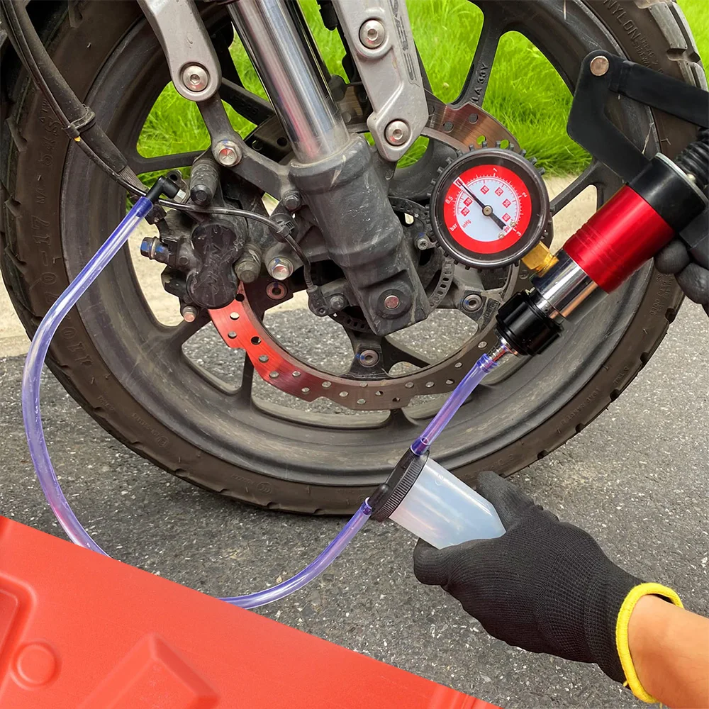 Podofo Auto Manuelle Vakuumpumpe Bremsenentlüftungs-Set Brems- und Kupplungsflüssigkeits-Extraktor Hauptzylinder-Entlüftungsset mit Adaptern – Detail 2