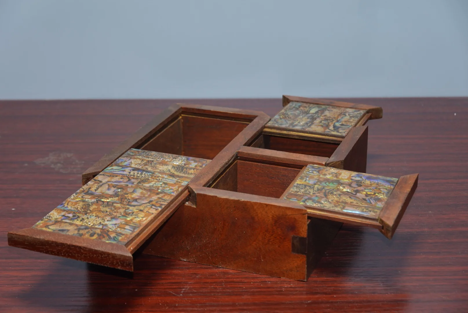 Chinese wood old collection rosewood inlaid with shell three open jewelry box decoration