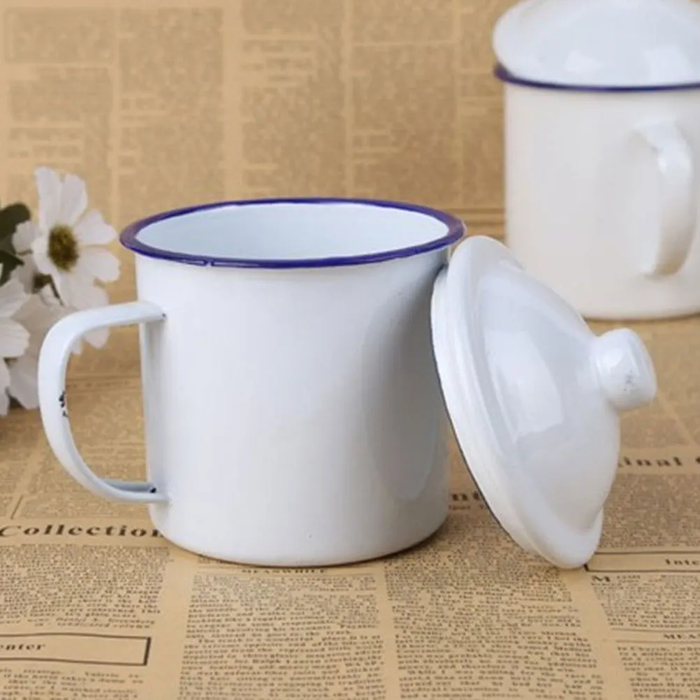 

Elegant Retro Enamel Mug Compact Size Easy Clean Comfortable Handle Perfect for Home Camping Picnic Use Enamel Camping Cup