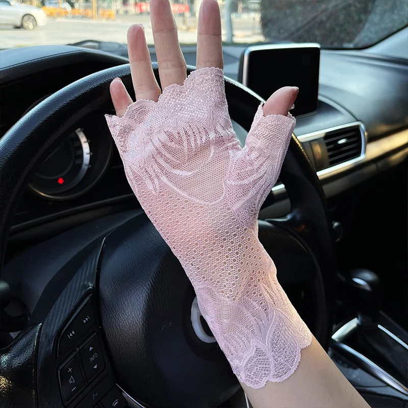 New Women Lace Gloves Elastic Spring Summer Sunscreen Short Fingerless Driving Gloves Sun Protection Half Finger Lace Mittens