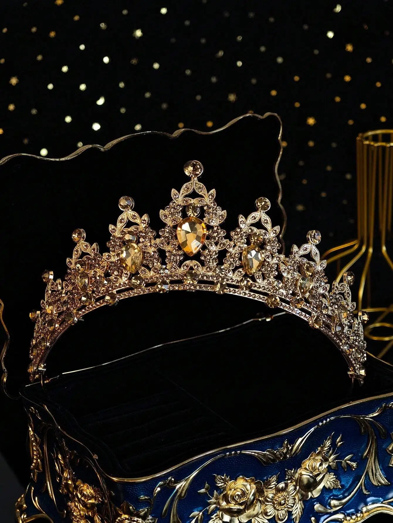 

1pc Queen Crown And Tiaras Princess Crown For Women And Girls Crystal Headbands For Bridal Princess For Wedding And Party