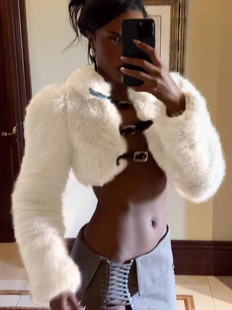 

MCDV женские укороченные куртки из искусственного меха с пряжкой на ремне, пушистые теплые пальто с отложным воротником, зима 202, Y2k, плюшевая модная уличная верхняя одежда