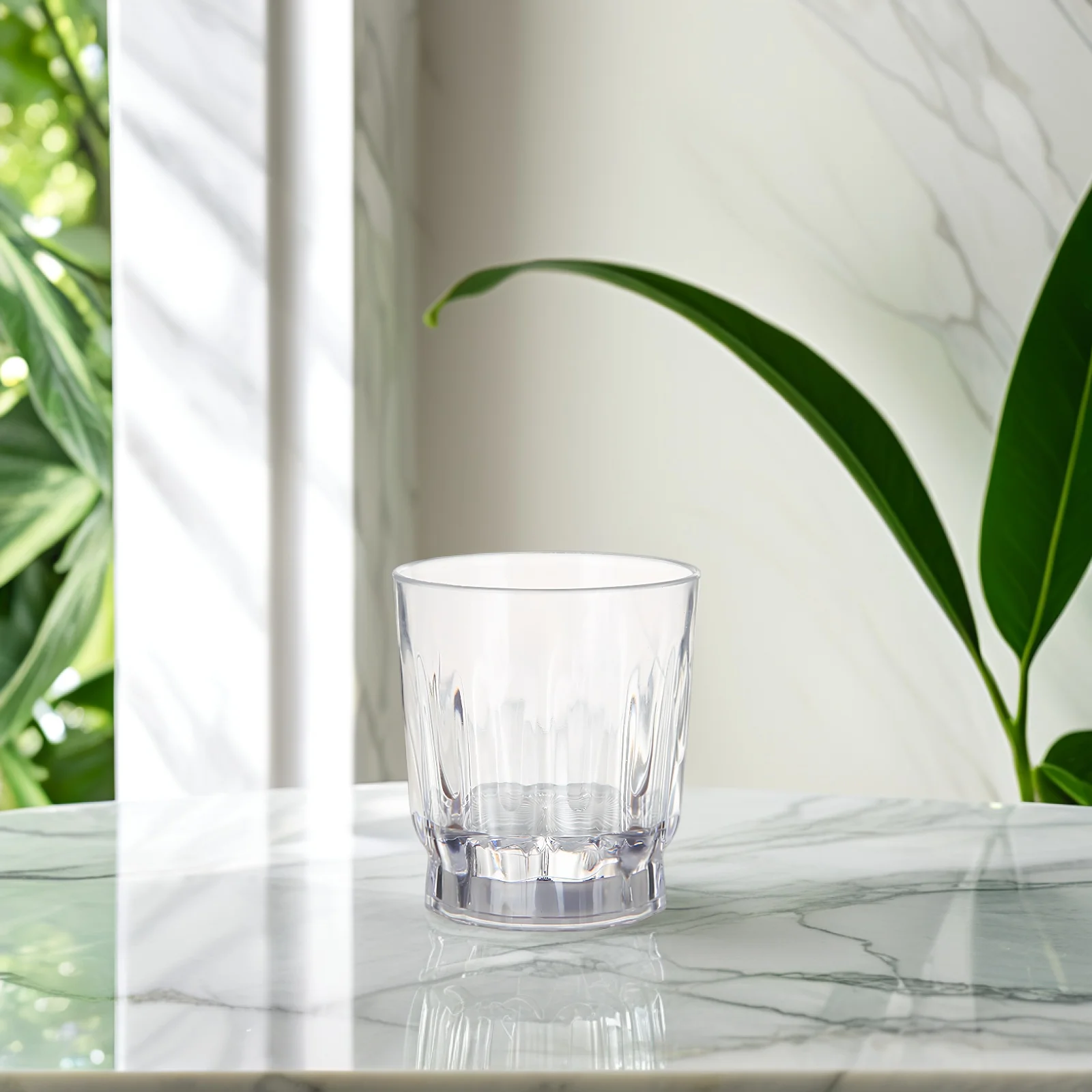 

4Pcs Light Up Cups Plastic Wine Glasses Luminous Cocktail Glasses Birthday Wedding Party Decor Light Up Cups Party Favors