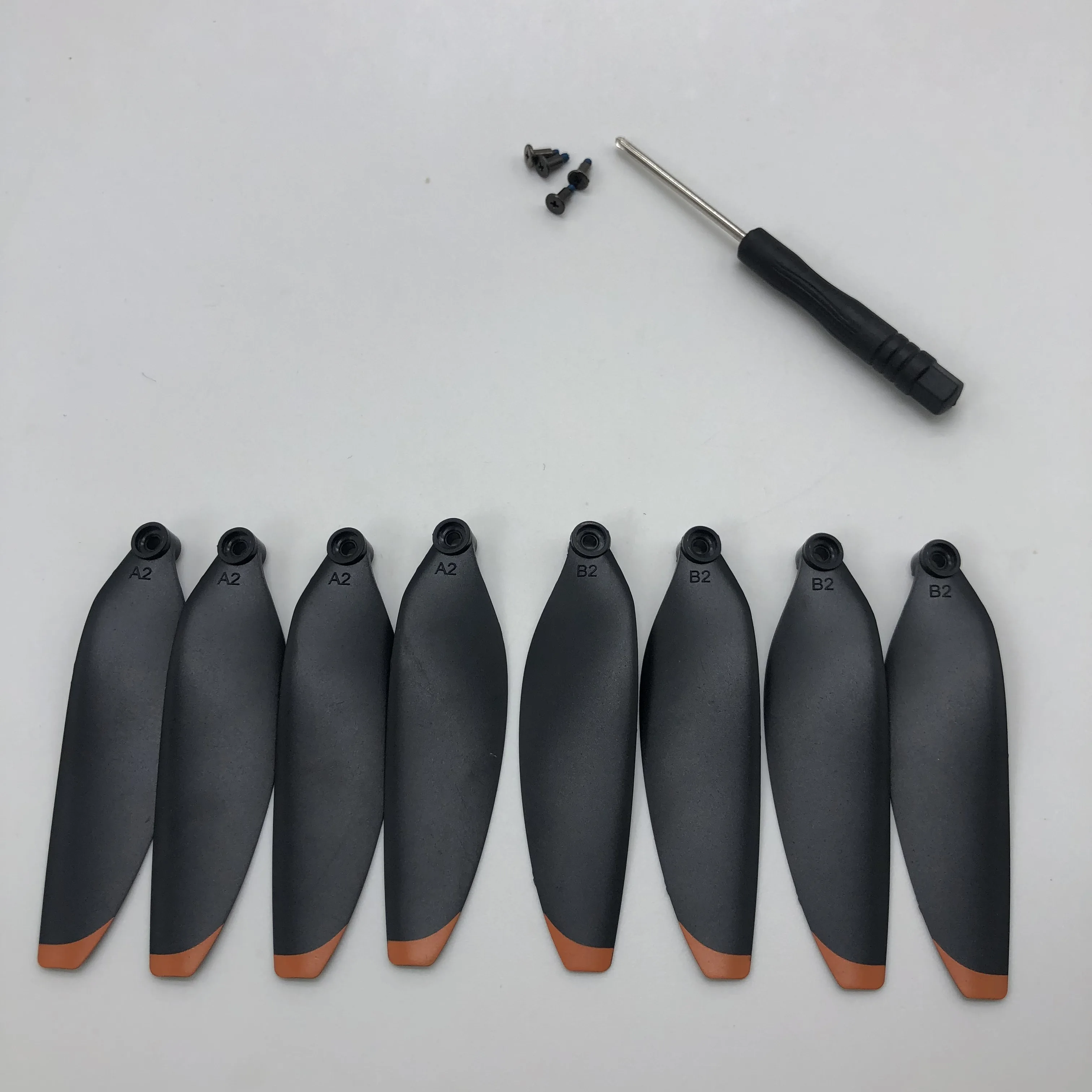 

L600 Drone Propeller Props Main Blade Wing with Screws Screwdriver Spare Part Kit Accessory