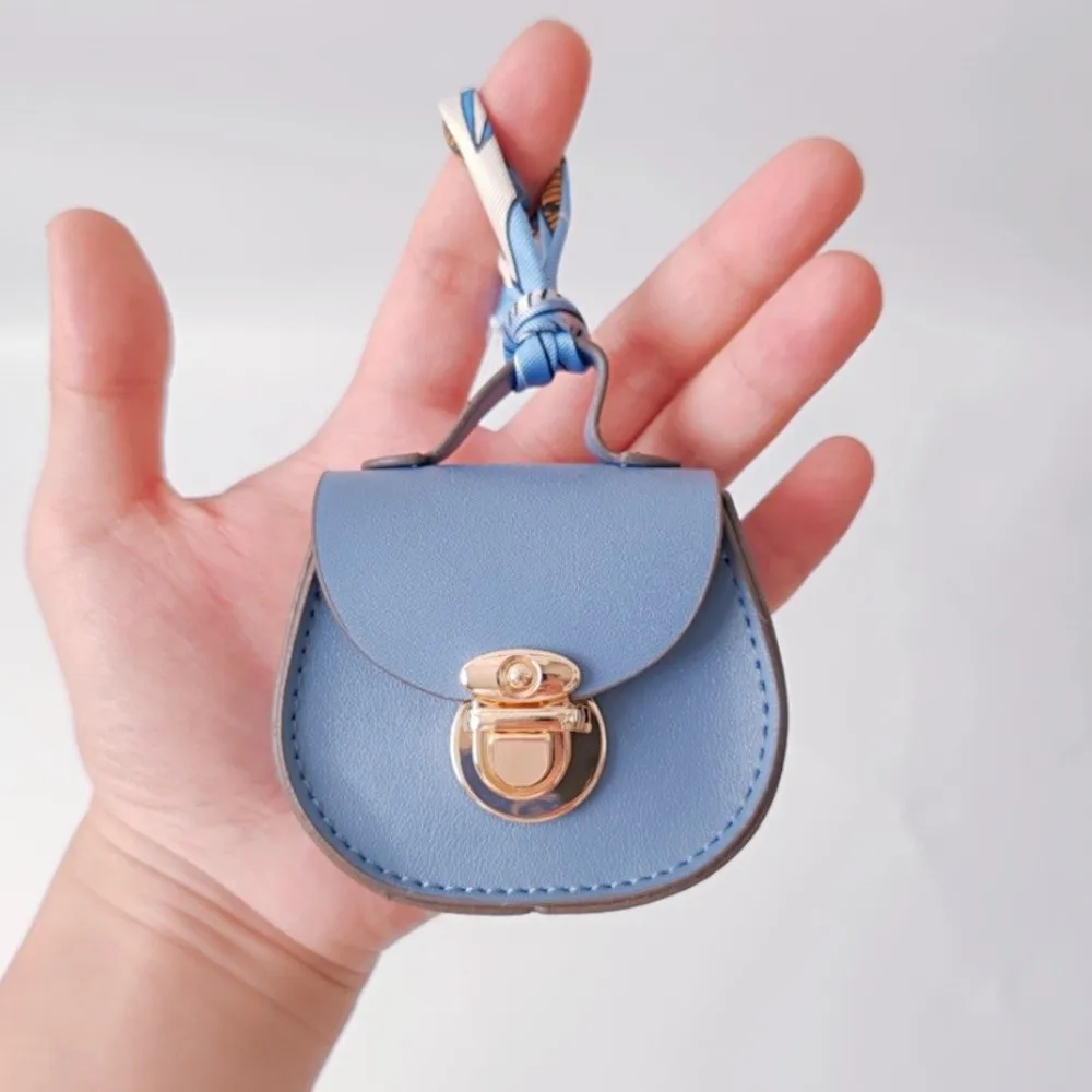 Zipper Closure Mini Saddle Bag Premium Leather Pendant Style Pendant Bag Plug-in Lock Small Size Change Bag Keychain Accessories