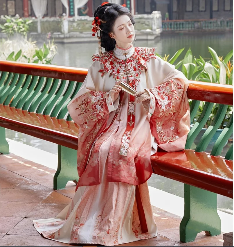 

Original Ming style Hanfu women's cloud shoulder Ming style standing collar shirt pleated skirt autumn and winter set