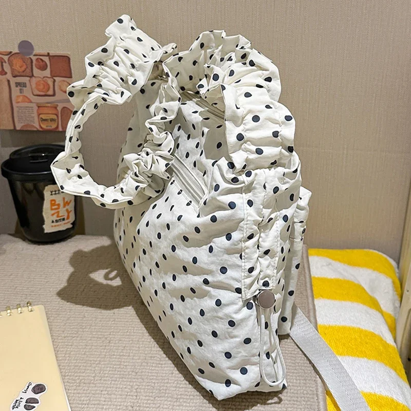 Koreanische Umhängetasche aus Segeltuch mit Polka Dots, leichte, lässige Damen-Umhängetasche für den Sommer, süße, niedliche, vielseitige Pendler-Handtasche – Detail 4