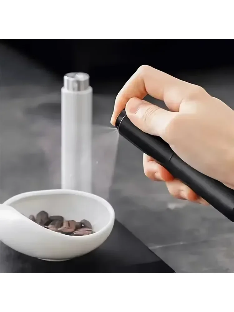 1pc 10ml Rotary Handheld  Anti-Static Coffee Bean Spray Bottle for Precision Grinding, Ideal for Coffee Lovers