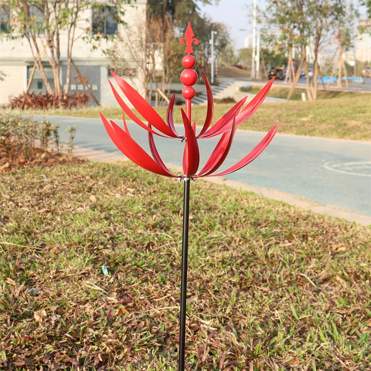 

A Unique Windmill Decoration, Presenting Three-dimensional Dynamic Metal Windmill Sculpture, Suitable For Garden Decoration