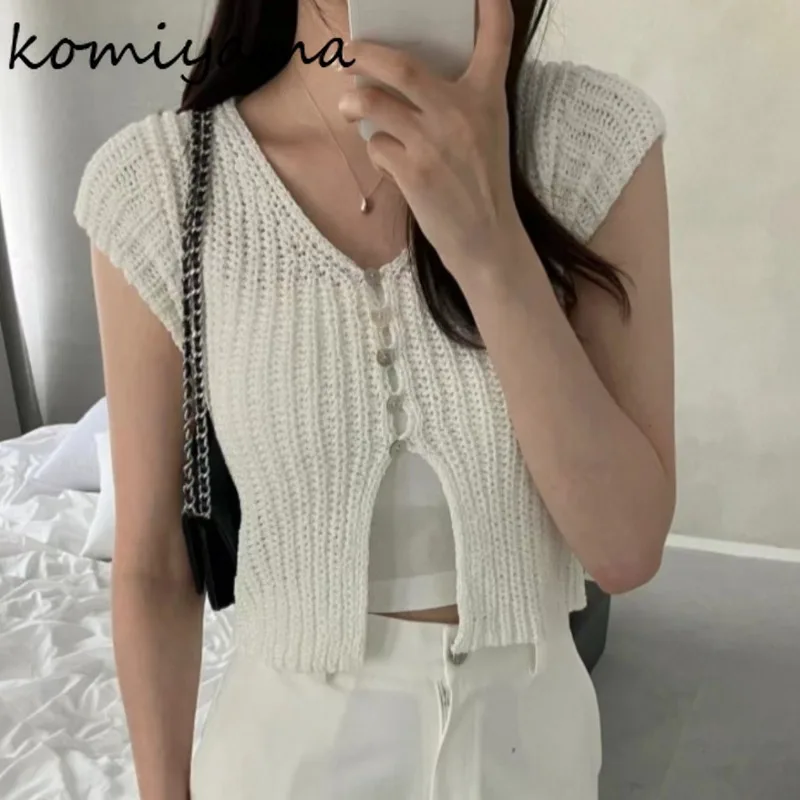 Korean Style Single Breasted Cardigans Femme V-neck Ropa Mujer 2024 Woman Sweaters Short Sleeve Tops Summer Crop Sueteres