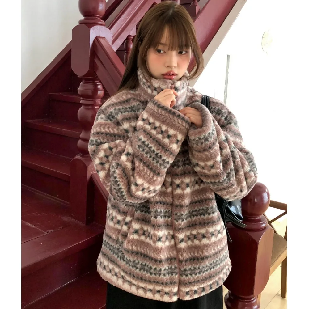 Cappotto caldo da donna in velluto di agnello sciolto pigro Sle inverno retrò ricamo cotone Jaet Fene Age-Defng Design Sensation Ou...