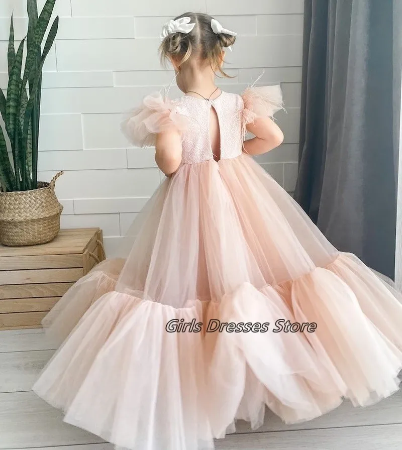 Elegante abito da ragazza di fiori in tull di pizzo per occasioni formali per feste di matrimonio senza maniche con scollo a O