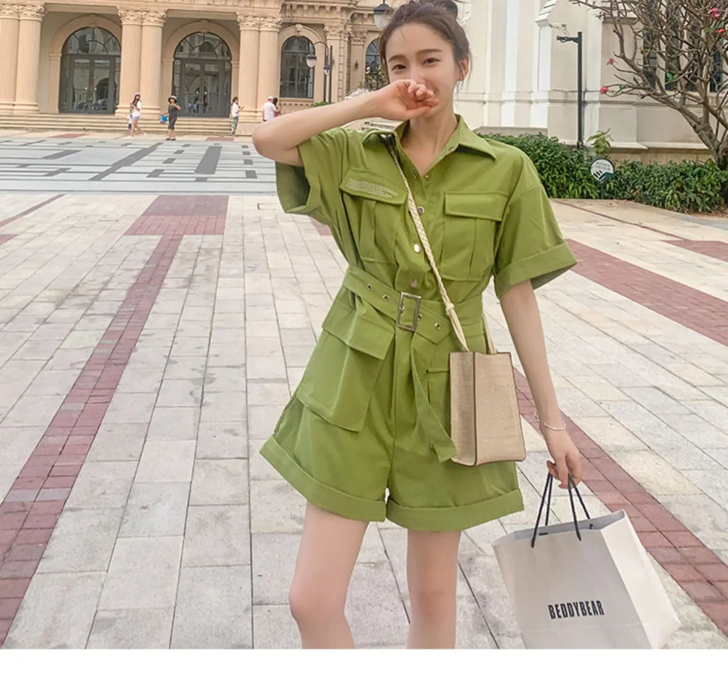 Tuta da donna estiva nuova Tuta da pendolarismo ampia con colletto polo Abbigliamento da lavoro Pantaloncini con lacci