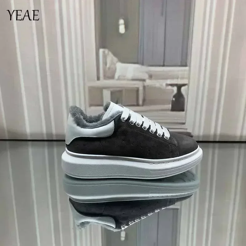 2025 جديد زوجين أحذية رياضية حذاء كاجوال الصيف مزدوجة أحذية الضوء الأبيض أحذية رياضية الذهبي أوزة أحذية رجالي أحذية رياضية