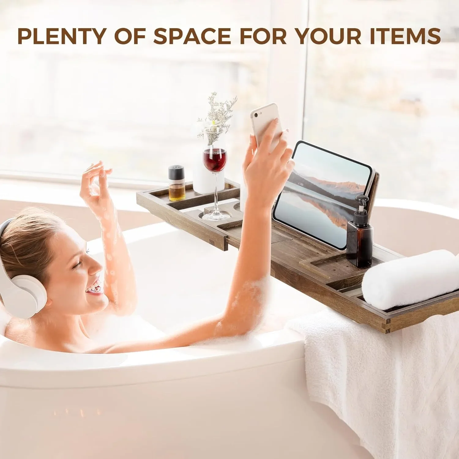 Поднос для ванны из темного ореха |   Дизайн регулируемой книжной полки |   Бокал для вина и слот для телефона |   Релаксация Essential