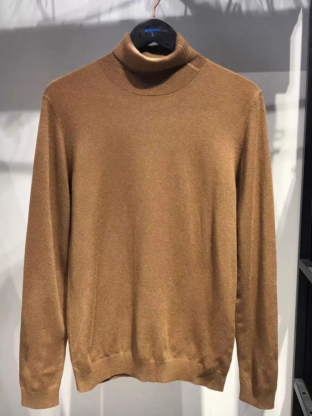 

Осень-зима, мужской однотонный вязаный шерстяной свитер из смеси шелка, мягкий крой, молодежная повседневная одежда, длинный све High Ne деформируемый