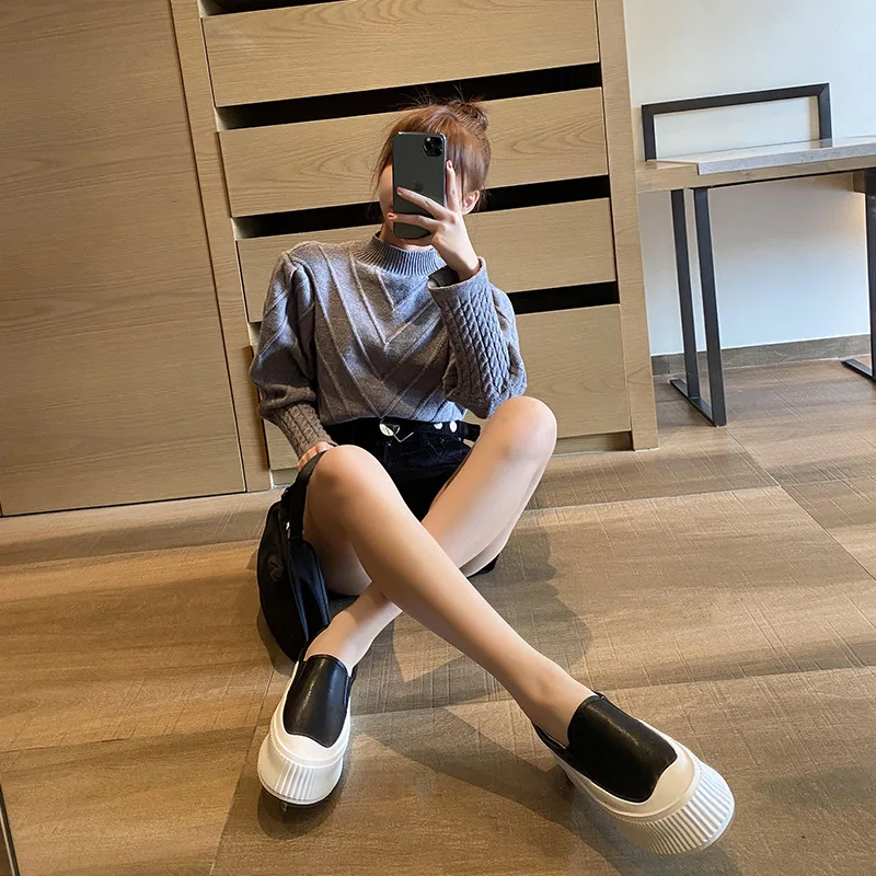 Casual Women's Leather Loafers Thick Sole Autumn Outdoor Casual Sneakers Slip On Round Toe Solid Color Casual Shoes Size 35-40