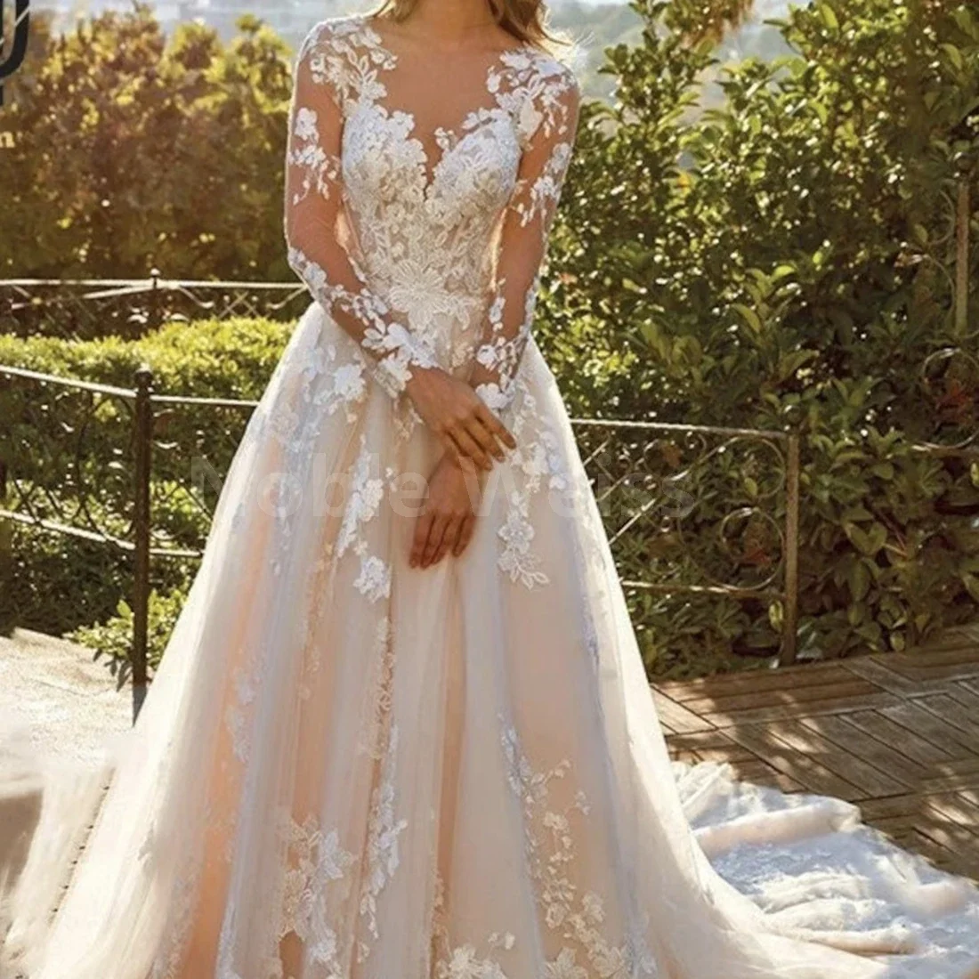 Robe de mariée A-Line en tulle avec appliques, col rond, sexy, adaptée aux patients, nouvelle arrivée