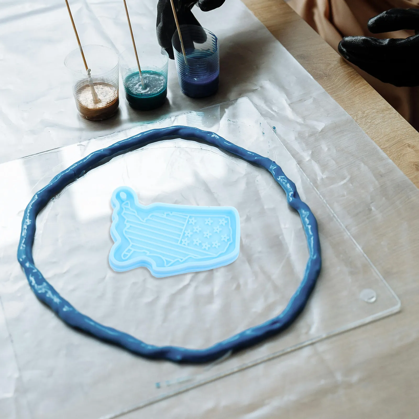 

2Pcs Usa Map Silicone Resin Molds Independence Day Keychain Pendant DIY Crafts Casting Mold Patriotic Jewelry Key Mold