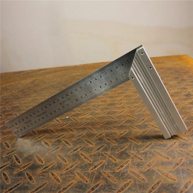 

Tool 35-351-23 Aluminum Shank Stainless Steel Square Ruler with Blisters 35-352-23 Horizontal Ruler