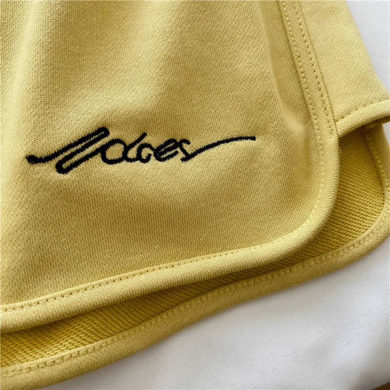 女性フィットネス弾性ランニングヨガショーツガールハイウエストワークアウトショートレギンスジムスポーツワイドレッグフィットネスホームパンツ