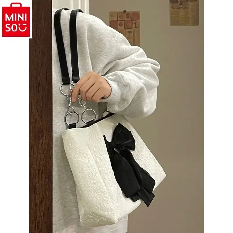 MINISO Disney Escape Princess Fashion Women's Bow Sweet Versatile Large Capacity High Quality Storage Shoulder Bag