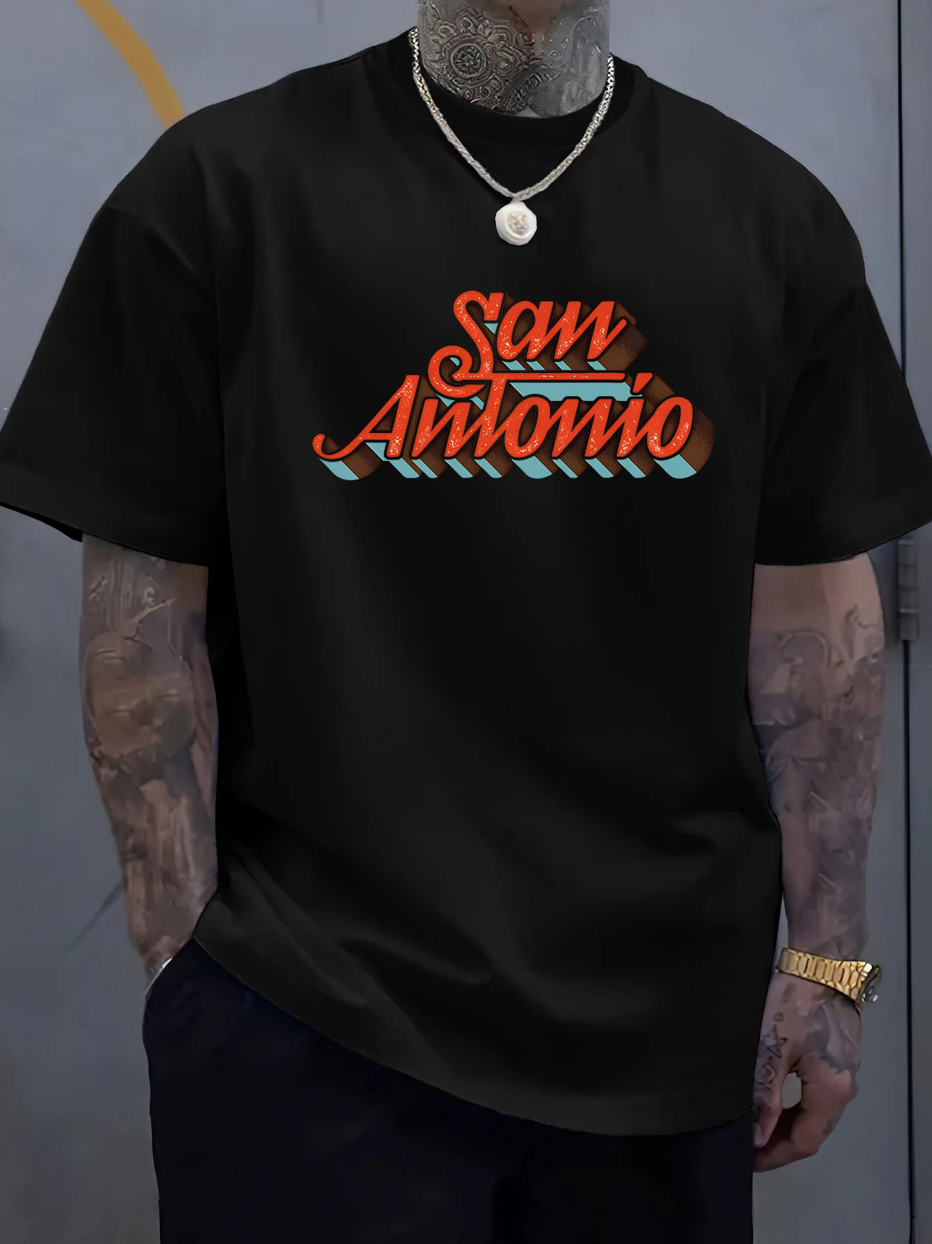 Vintage Men's Black Graphic T-Shirt San Antonio Retro Script City Name Bold Letter Print 100% Cotton Heavyweight Short Sleeve Casual Streetwear Tee