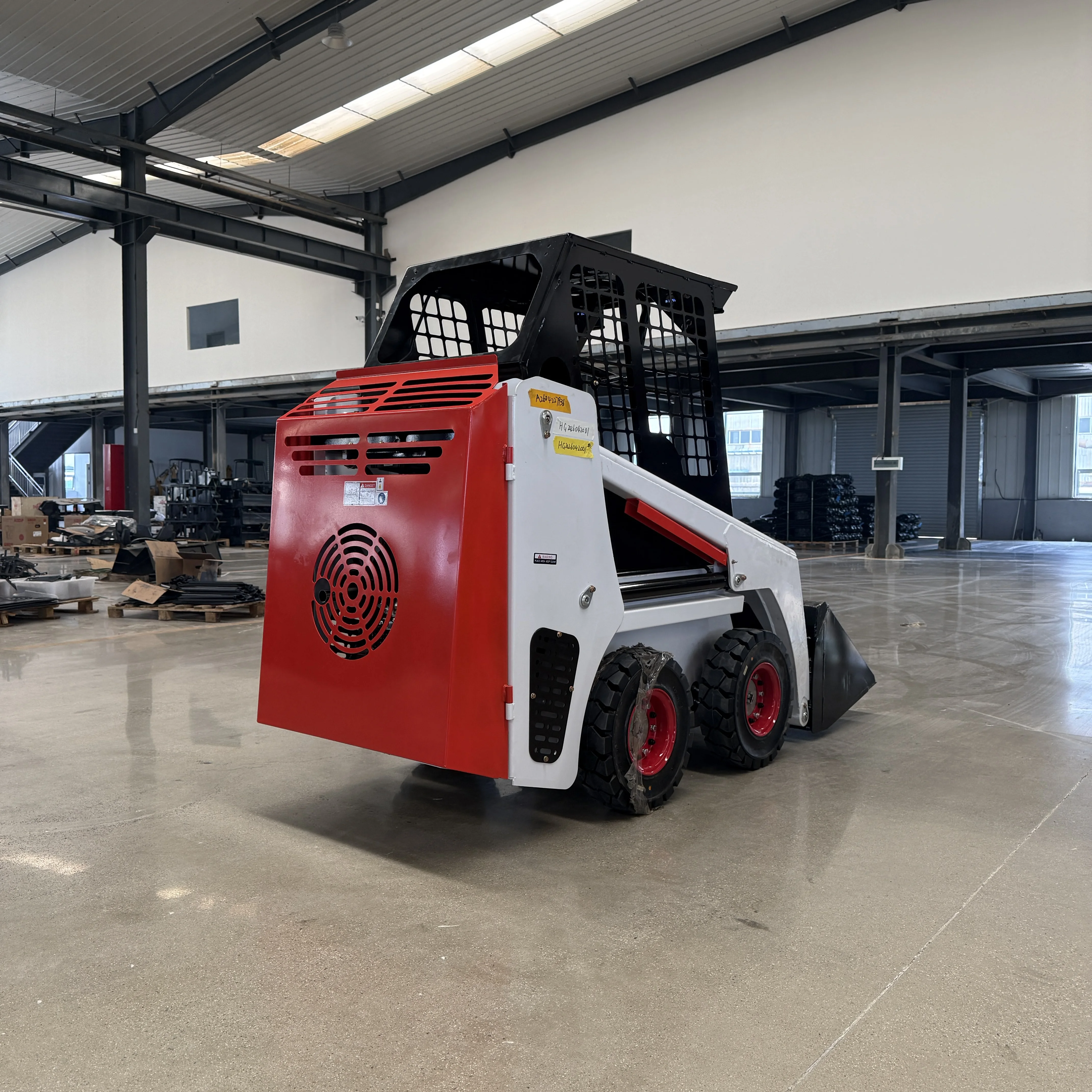 Skid Steer Loader for Family Garden Farm Use - Multi-Functional Compact Utility Vehicle for Agricultural And Lawn Care