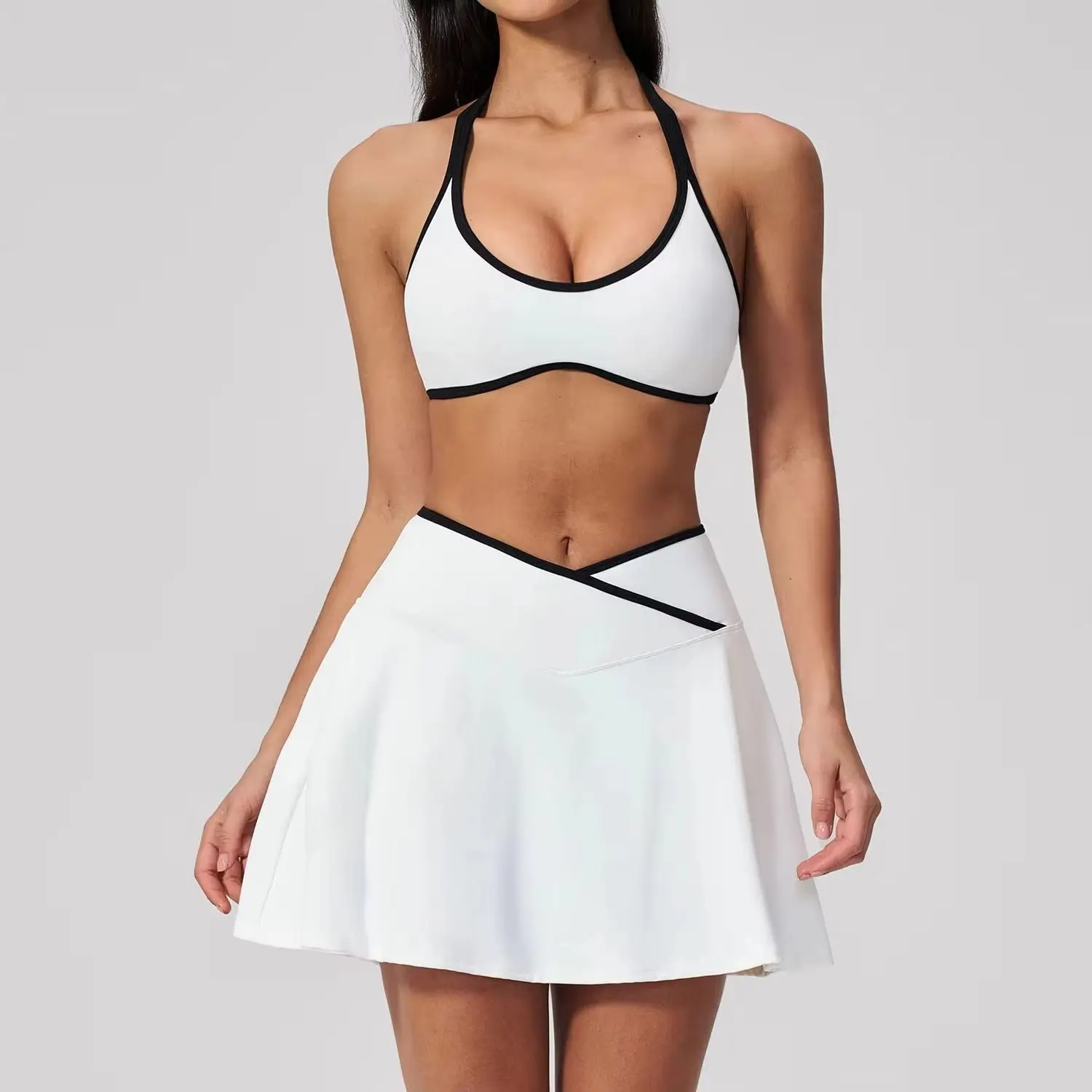 ensemble-de-yoga-et-fitness-pour-femme-tenue-de-sport-2-pieces-avec-soutien-gorge-de-sport-et-jupe-courte-sechage-rapide