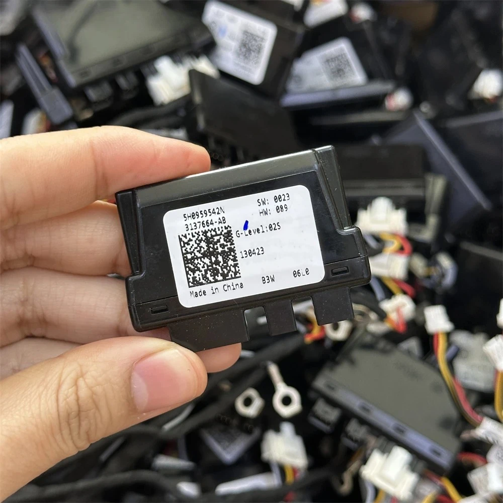 5H0 959 542 N 5H0959542N 542N For VW EVO Golf 8 Golf MK8 T-ROC Arteon Tiguan Steering wheel touch recognition control module