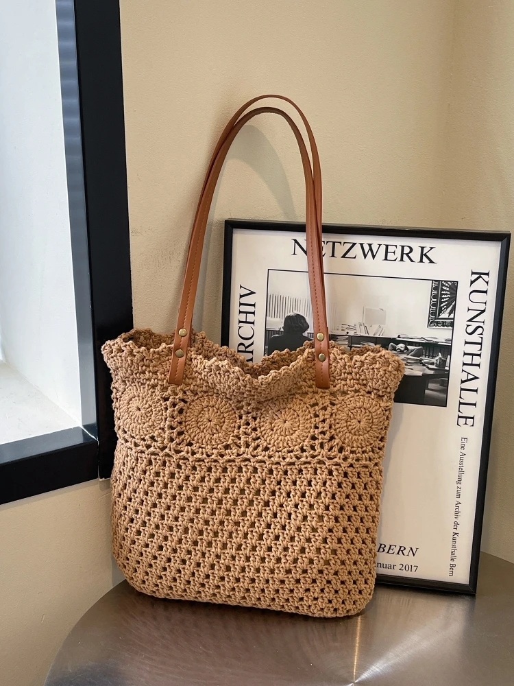 Large Capacity Women's Knitted Tote Bag Single Shoulder Net Pattern Beach Vacation Handbag Soft Leather Handle Spring 2026