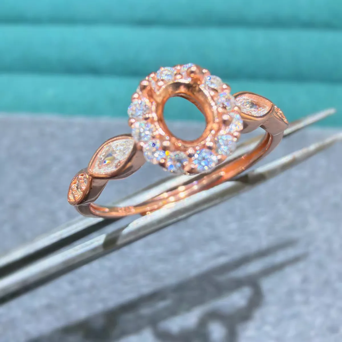 90 S925 sterling silver ring, hollow oval design, 4*5,5*7, fashionable adjustable ring with a flexible band