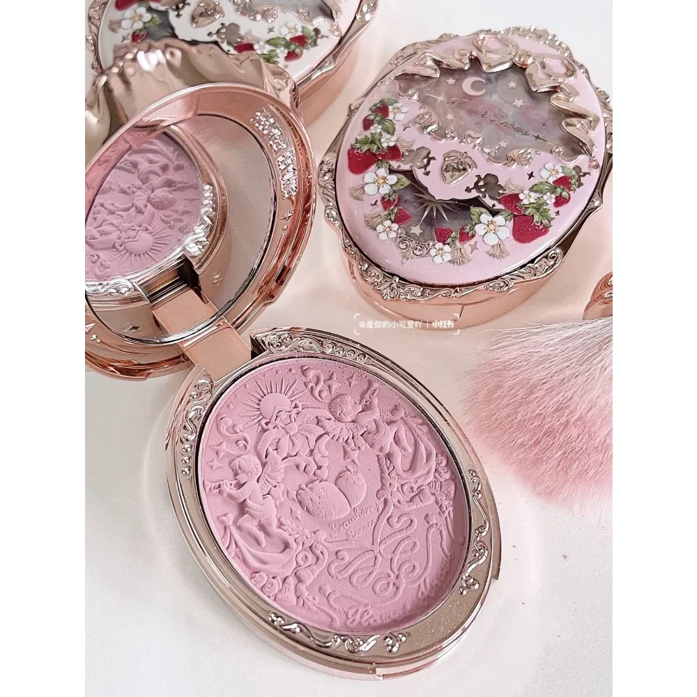 

Flower Knows Strawberry Rococo Embossed Blush Face Makeup Matte Shimmer Pigment Waterproof Natural Brightening Makeup Cosmetics