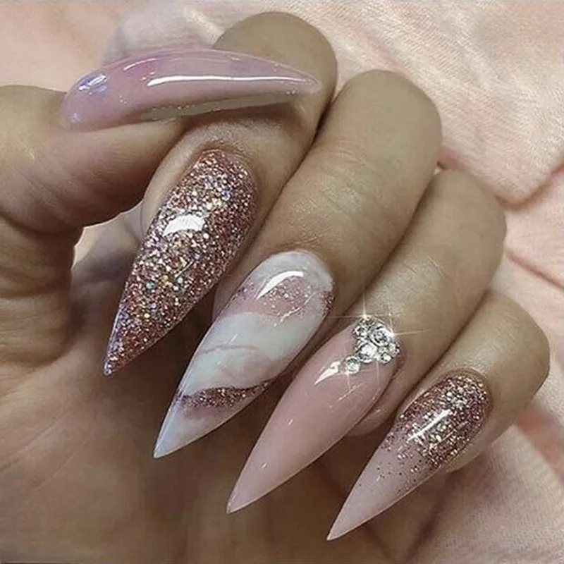 Faux ongles stiletto réutilisables à presser avec de la poudre scintillante, design marbré rose, embouts d'amande, N64.Art, N64.Long, 24 pièces