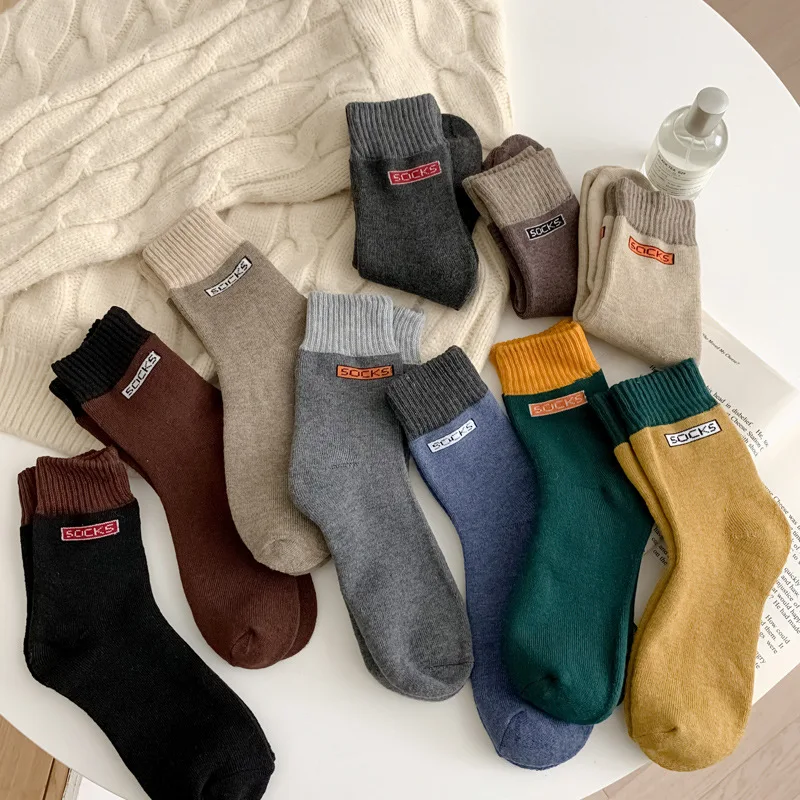 

4 Pairs of Winter New Small Leg Socks Style Anti Odor and Sweat Absorbing Korean Version Simple Solid Color Mid Tube Socks