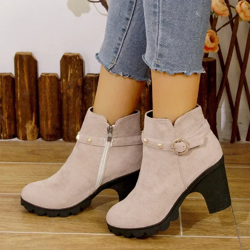 

Women's Retro High Heel Ankle Boots Square Heel Woman High Leather Boots Female Round Toe Rivet Platform Short Bootines