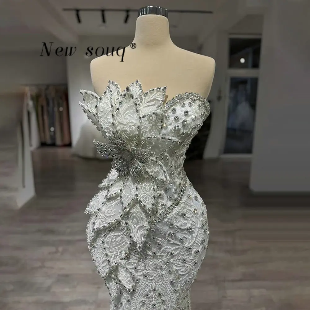 

Long White Sweetheart Neck Mermaid Evening Dresses Customized Elegant Crystals 3D Leaves Wedding Engagement Party Gowns
