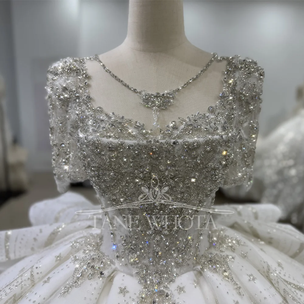 Luxury Long Wedding Dress O-Neck Short Sleeve Lace up Back Sequined Crystal Classic Bridal Customized Gown for Brides