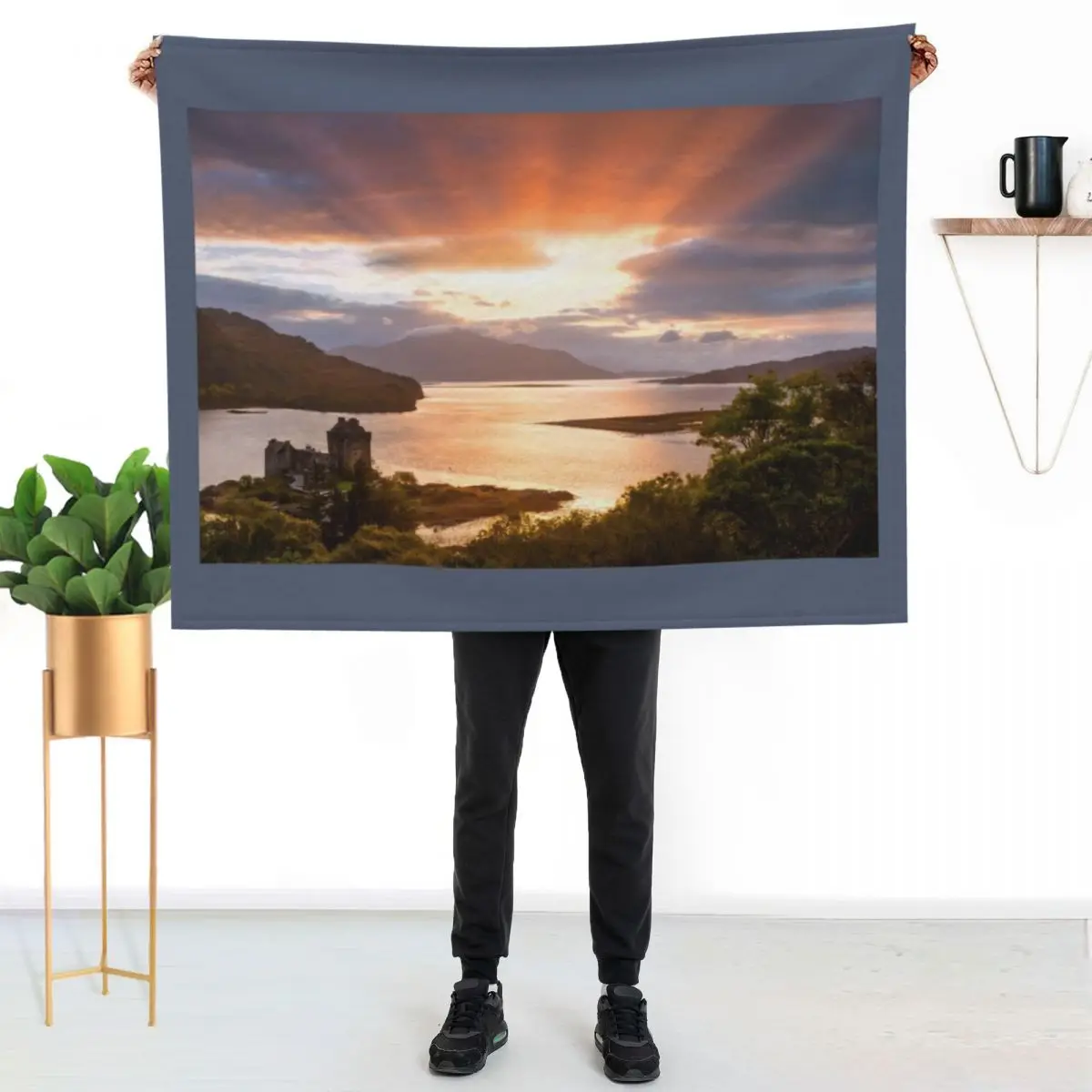Eilean Donan Castle Sunset Sunbeams Carr Brae Scotland. Throw Blanket Sofa for sofa Decoratives Picnic Summer Blankets