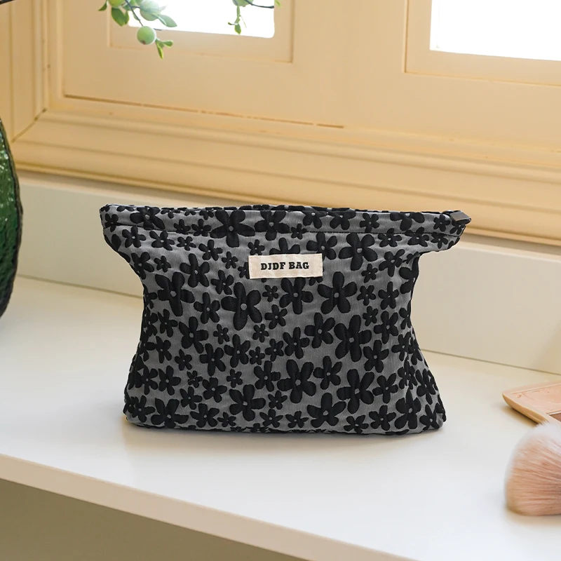 Black flowers, large capacity women\'s makeup bag, portable cosmetics, change storage bag, travel toiletry bag, inner tank bag