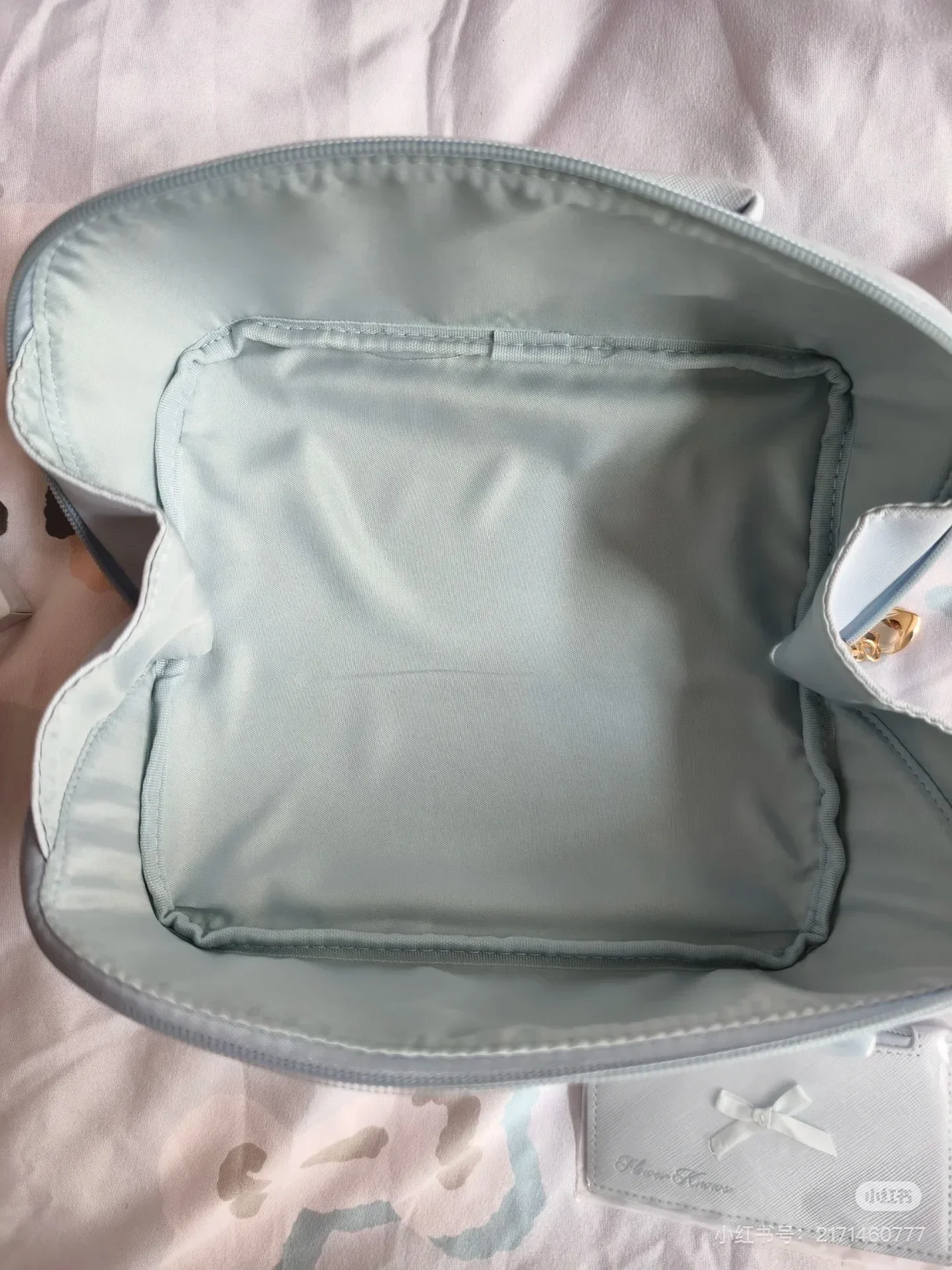 Flower Knows Kosmetyczka Niebieska Przenośna torba do przechowywania makijażu i torba na karty Śliczna i przyjemna dla wielu rozmiarów kosmetyków