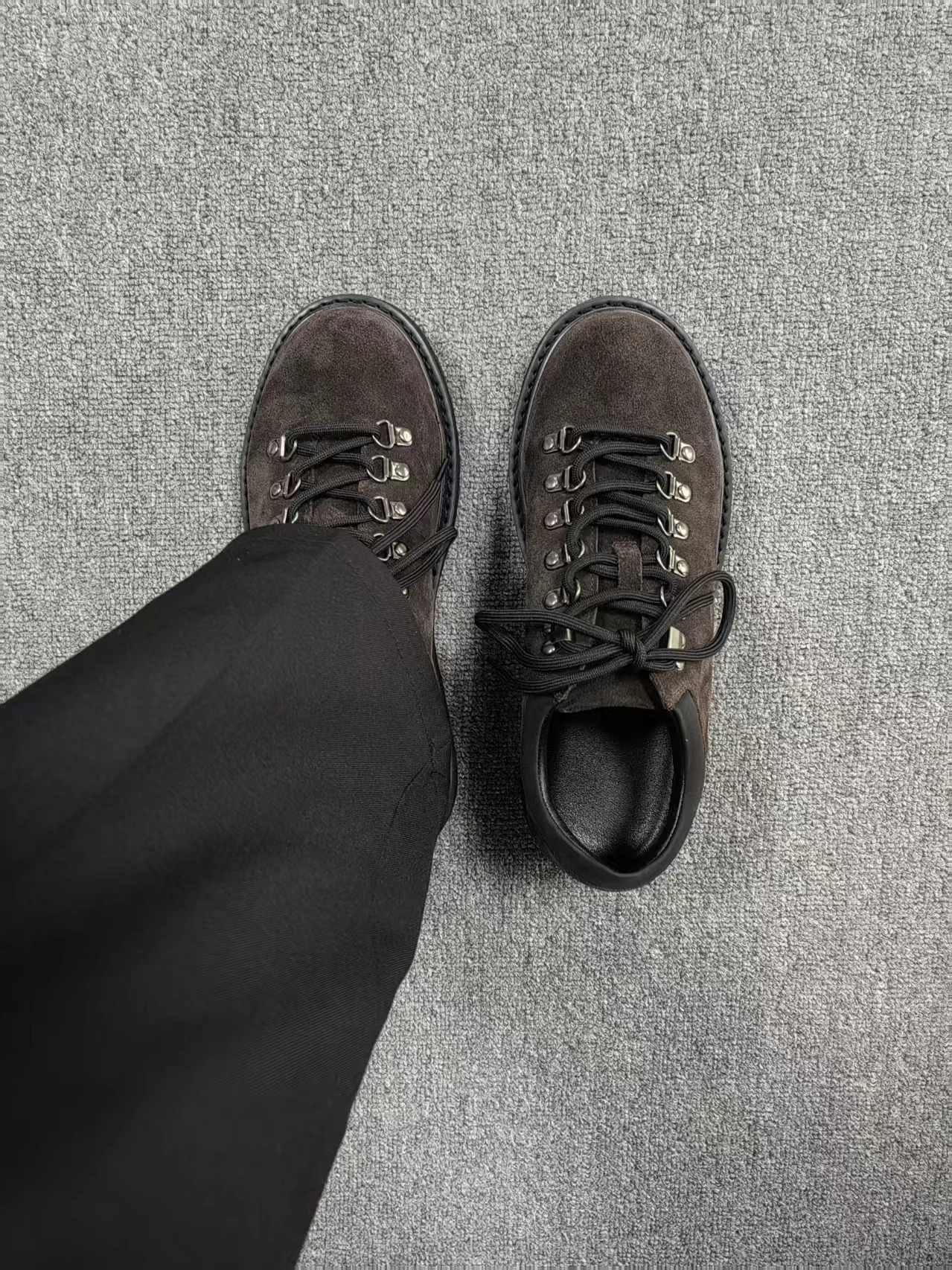 

Men's Walking Hiking Trainers Comfortable and versatile unisex outdoor walking trainers for casual wear