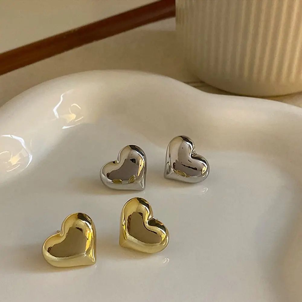 

Pendientes Love Heart Earrings Solid Color Jewelry Accessories Metal Stud Earring Korean Style Alloy Piercing Ear Stud Carnival