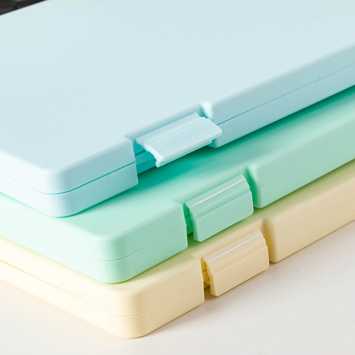 Multi functional A4 folder clamp storage box, writing pad, large capacity writing storage integrated document board clamp folder