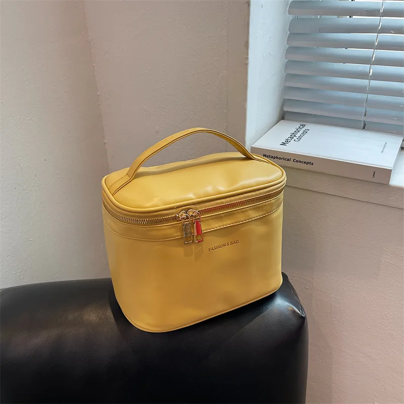 New Women's Cosmetic Bag Portable Storage Bag PU Large Capacity Tote Makeup Bag Travel Organizer Essentials Toiletry Bags