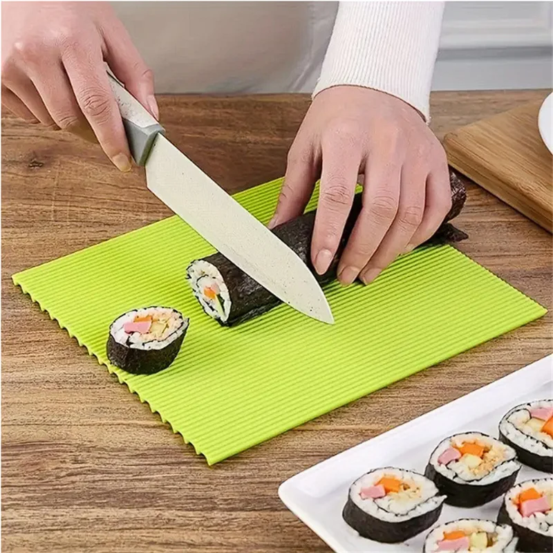 Tappetino per Sushi in Silicone Riutilizzabile con Motivo Bambù, Facile da Lavare e Resistente alla Muffa, Kit Portatile per Preparare il Sushi