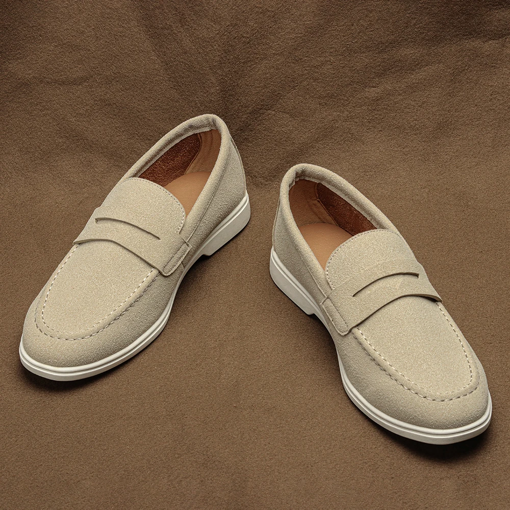 Herren-Loafer und Slipper, Mokassins für Herren, Freizeit-Schuhe, flache Sohle mit niedrigem Absatz, Penny-Schnalle. – Detail 8